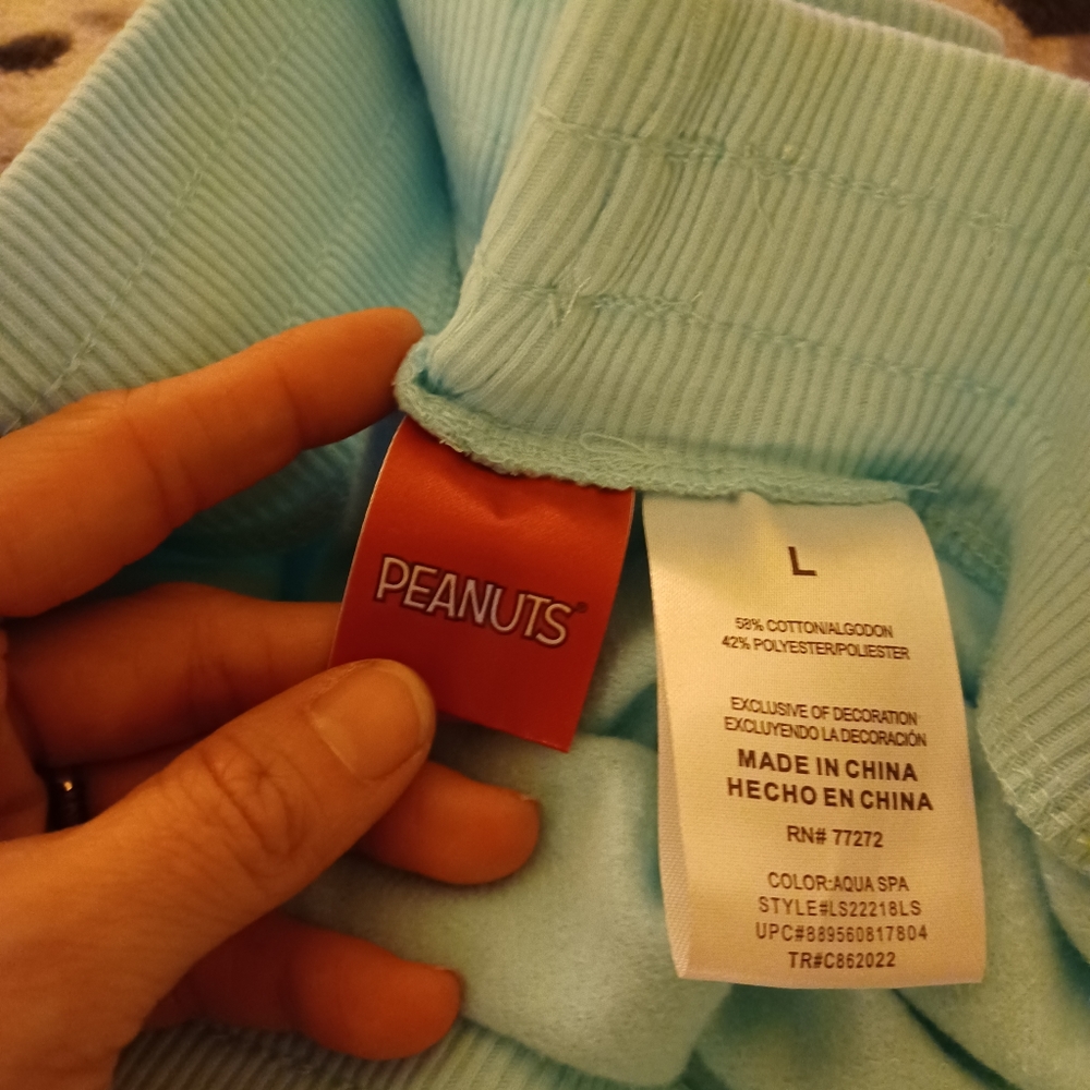 Peanuts Shorts - Picture 3 of 3